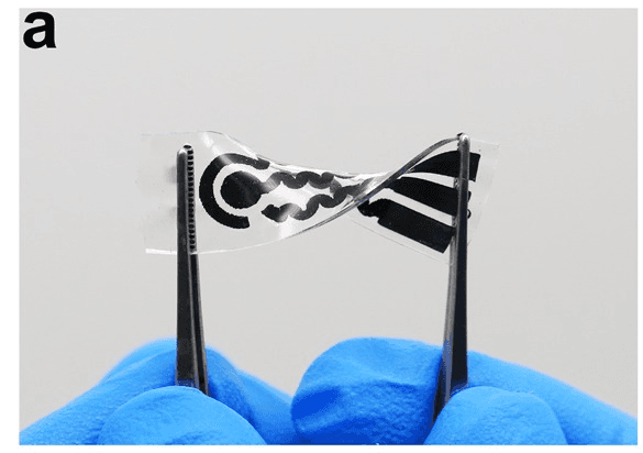 Flexible printed electrochemical sensor held with laboratory tweezers